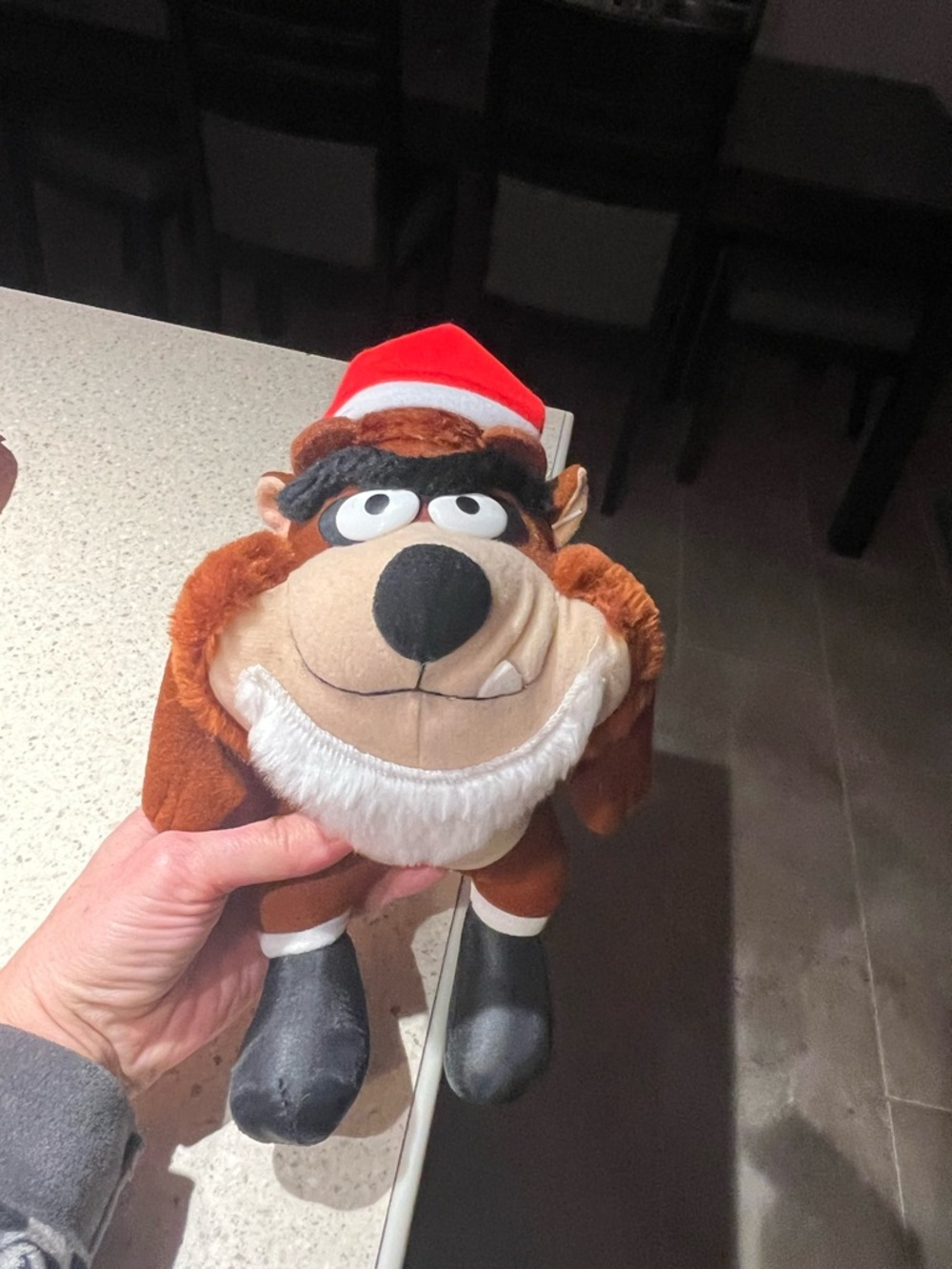Taz Plush Holiday Beanie Brown Red Hat vintage 1992